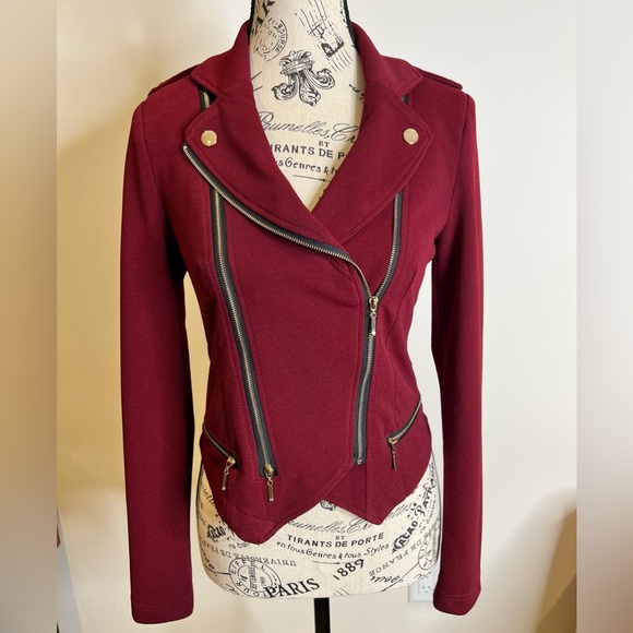 Jacket - Picture 3 of 6